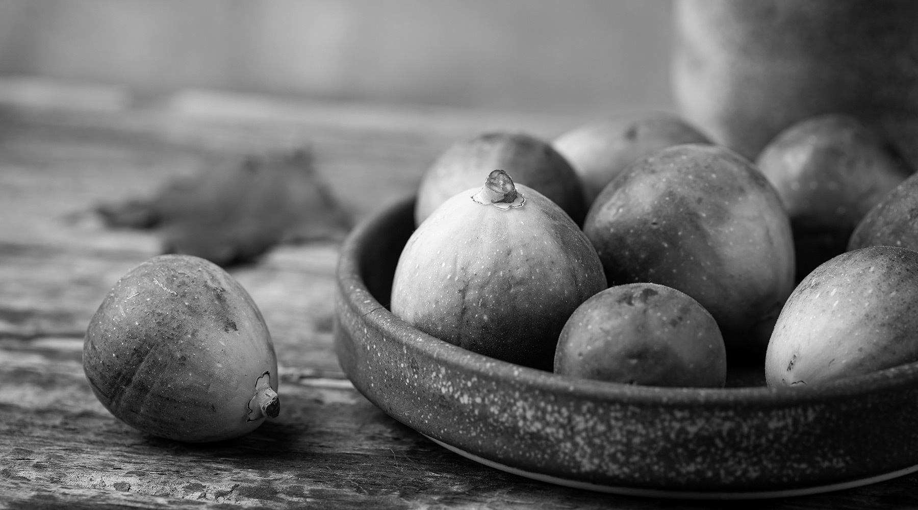 Azara bowl of figs