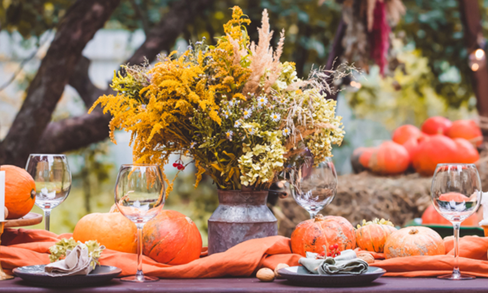 thanksgiving table