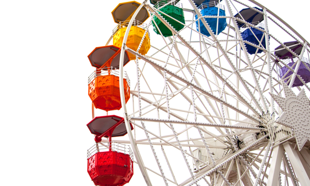 Ferris wheel ride near Azara apartments